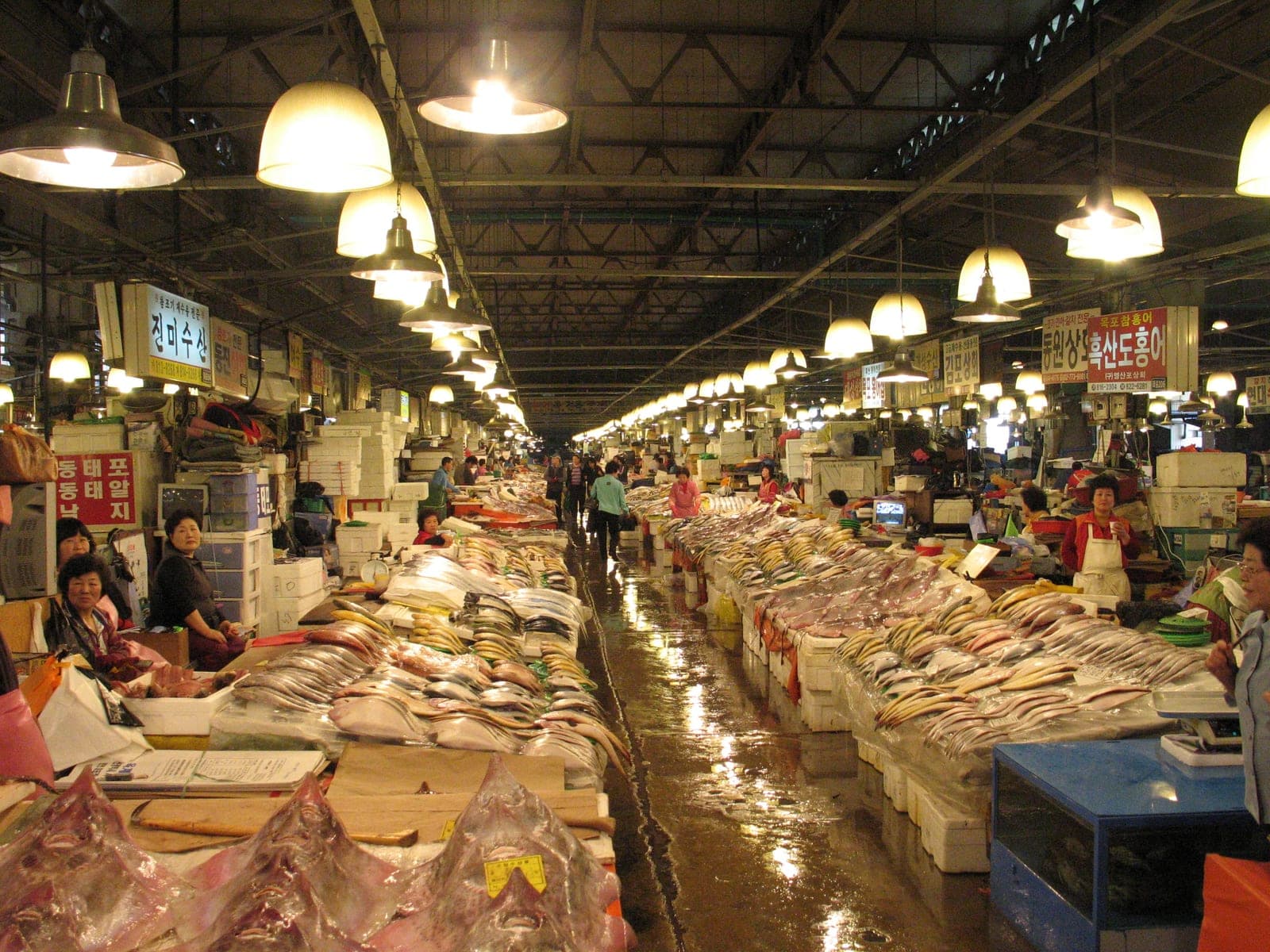 Noryangjin Fisheries Wholesale Market